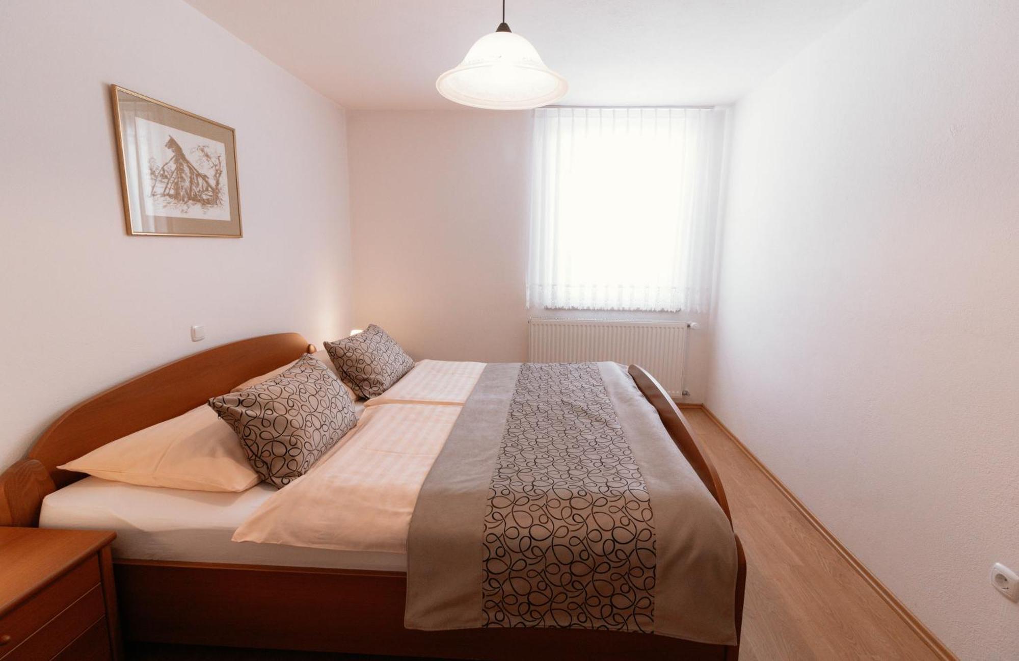 Apartments & Rooms Malej Bohinj Room photo